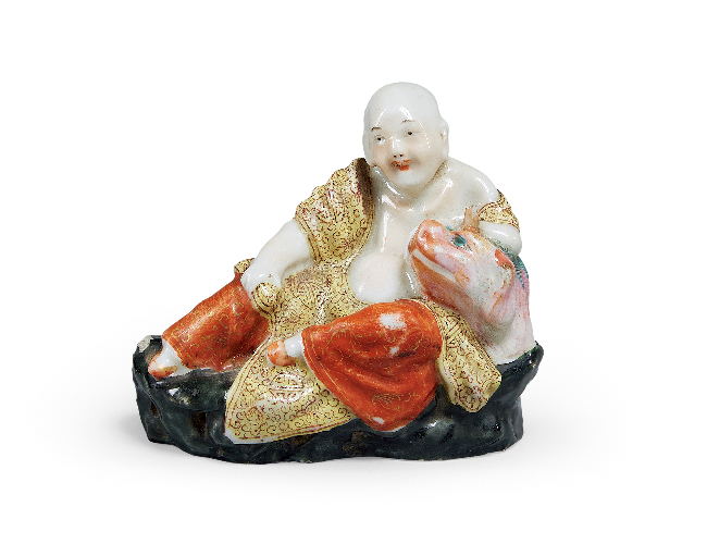 清  粉彩戏狮罗汉瓷塑