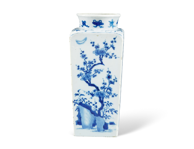 清康熙  青花四季花卉天圆地方瓶