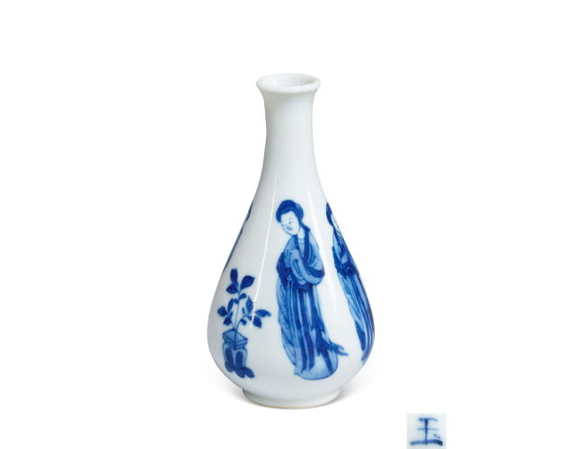 清康熙  青花四美图小胆瓶