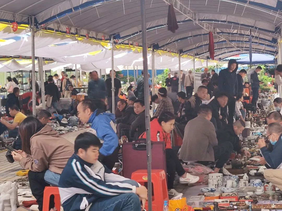 花地湾交流会、花地艺拍秋拍在广州花地湾古玩城顺利举办