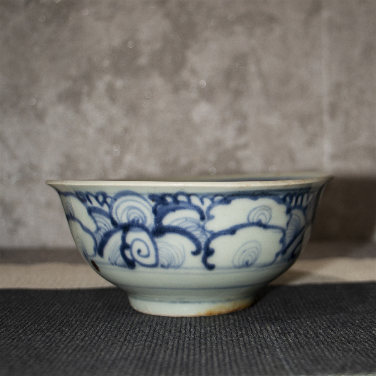 明 青花云纹碗